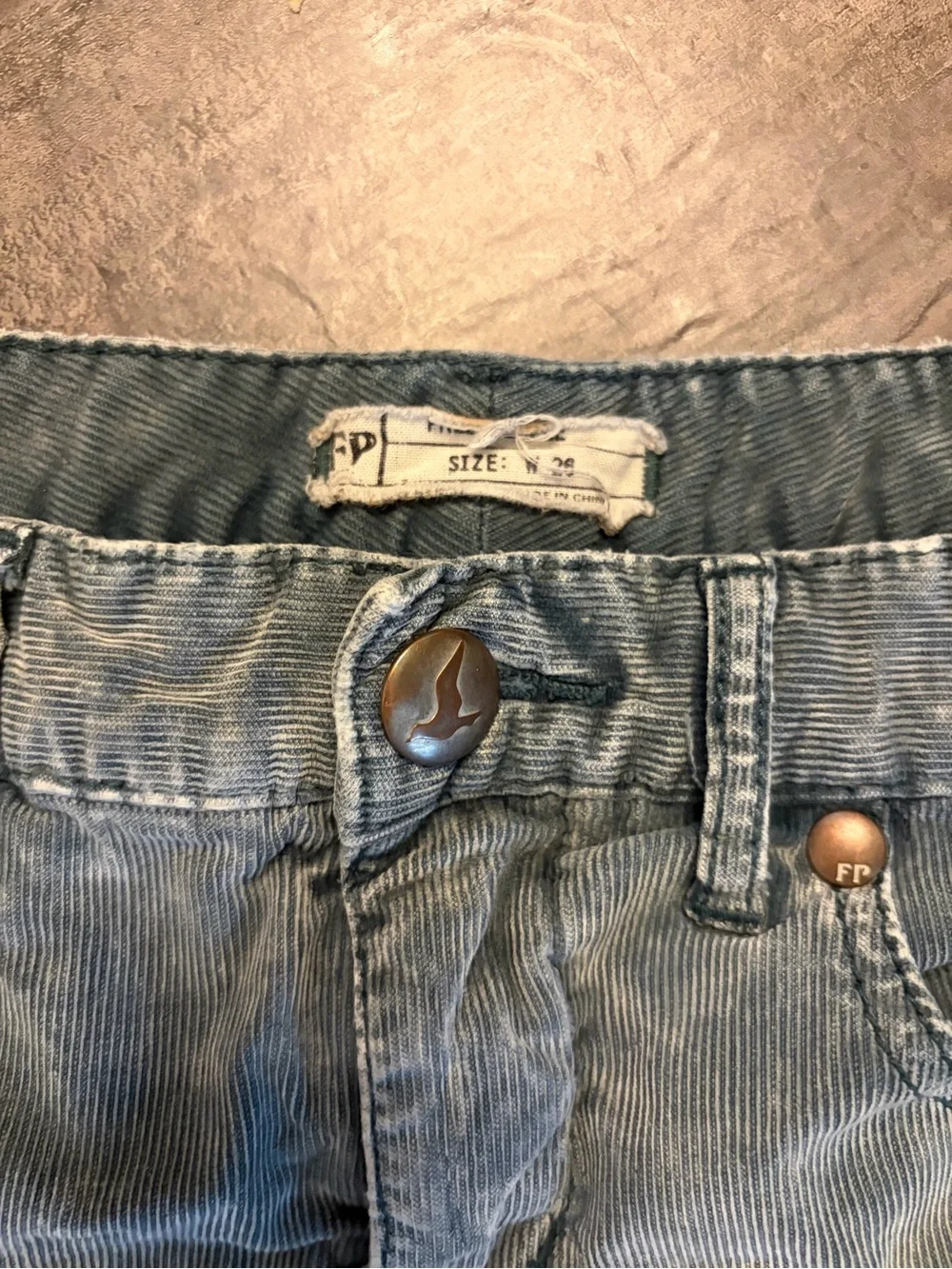 Free People Frayed Hem Women's Denim Shorts - Blue